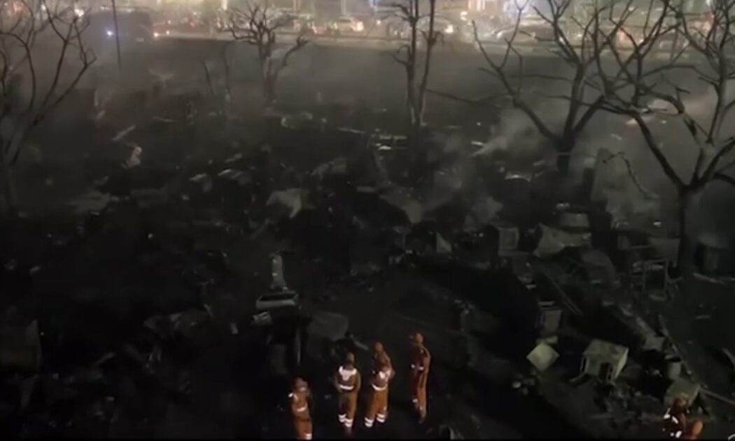 ground zero scene of Lucknow Ghaziabad incident public panic crowd situation