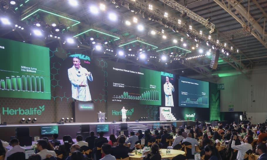 जानिये दुनिया की सबसे न्यूट्रिशन कंपनियों में से एक Herbalife की पूरी कहानी विस्तार में